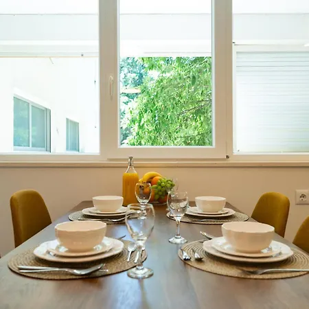 Atrio Silente - Two Connected One Bedroom - Sleeps 4 - 800 M From Old Town Apartament *